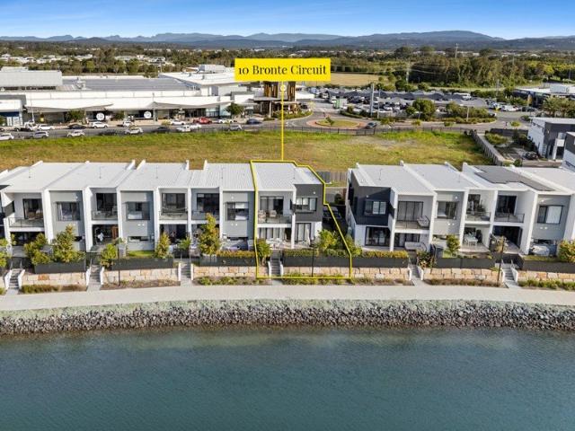 Townhouse for sale in Fernbrook, Queensland