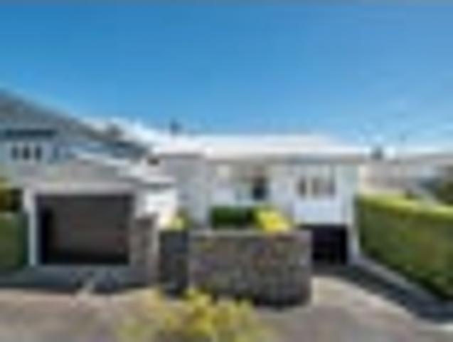 House for sale in Westmere, Auckland