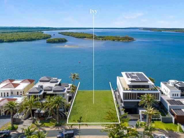 Land for sale in Paradise Point, Gold Coast City