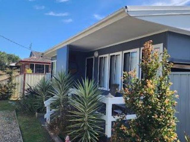 House for sale in Sussex Inlet, New South Wales