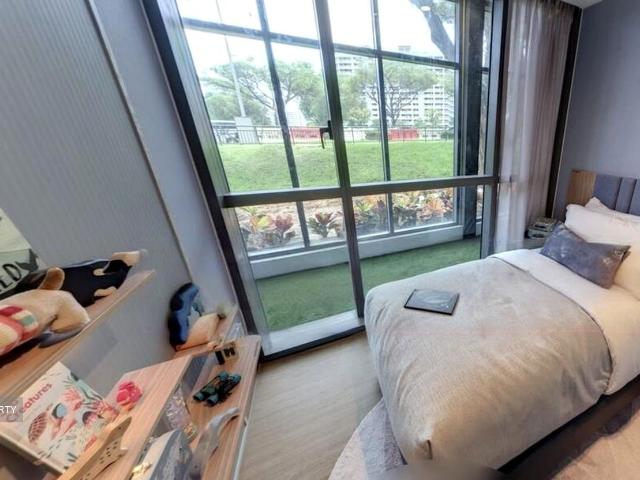 Condominium for sale in 23 North West