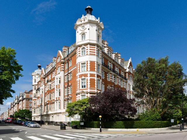 Apartment for rent in St. John's Wood, Greater London