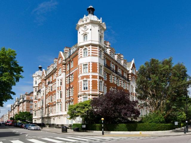 Apartment for rent in St. John's Wood, Greater London