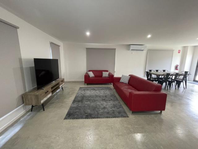 Room for rent in Geelong, Victoria