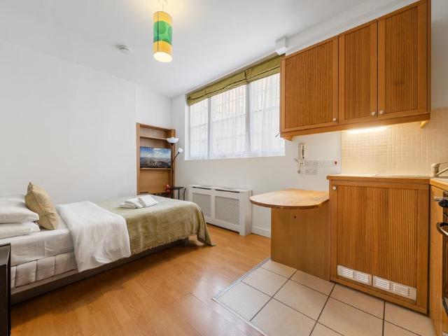 Apartment for rent in London Borough of Camden, Greater London