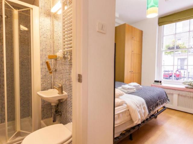 Studio for rent in Cat Hill, Isle Of Man