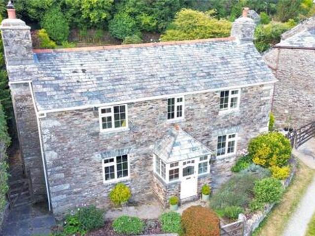 House for sale in Launceston, Cornwall