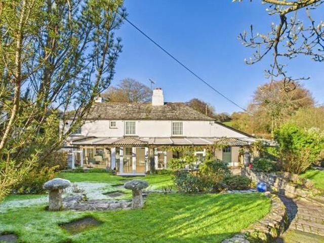 House for sale in Launceston, Cornwall
