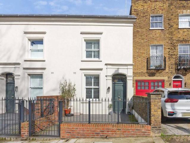 House for rent in Muswell Hill, Greater London