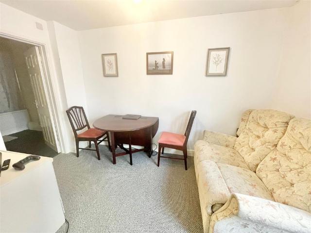 Apartment for rent in Lipson Vale, Mount Wise