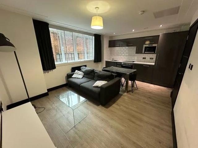 Apartment for rent in Cavern Quarter, Calderstones