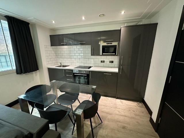 Apartment for rent in Cavern Quarter, Calderstones