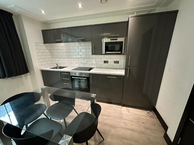 Apartment for rent in Cavern Quarter, Calderstones