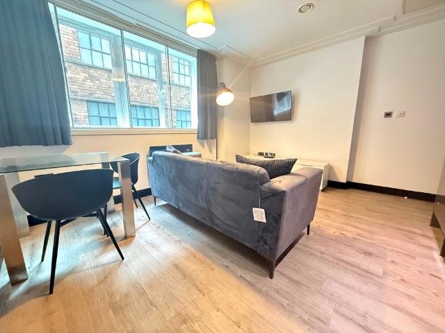 Apartment for rent in Cavern Quarter, Calderstones