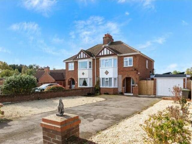 House for sale in Brayford, Lincolnshire