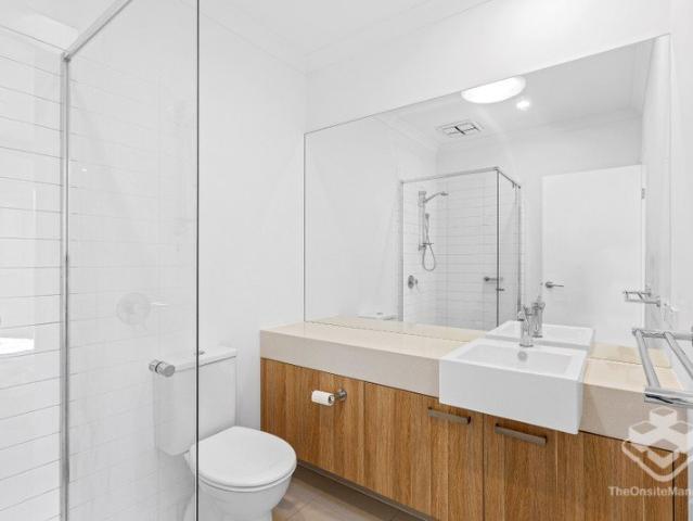 Townhouse for rent in Toombul, Queensland