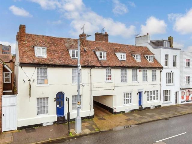 House for rent in St. Mildred's, The Bridge