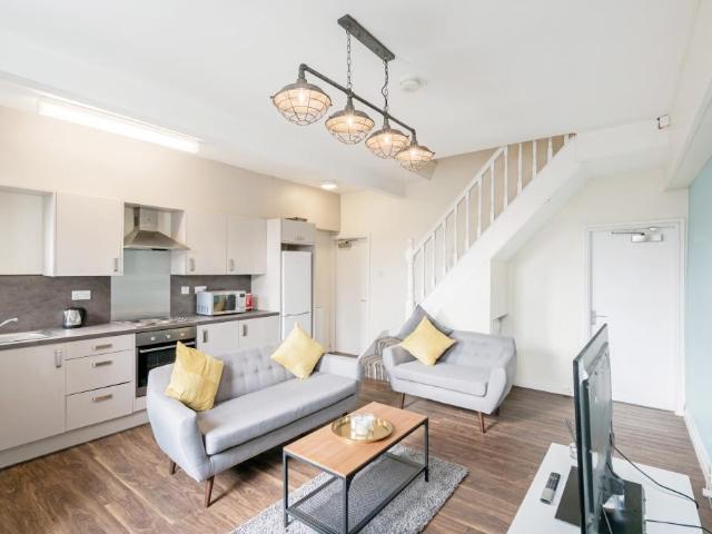 House for rent in Beckett Park, Headingley