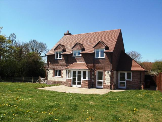House for rent in Littlecote, West Sussex
