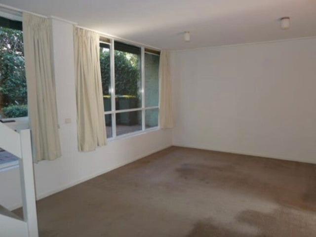 Room for rent in Camerons Creek, Victoria