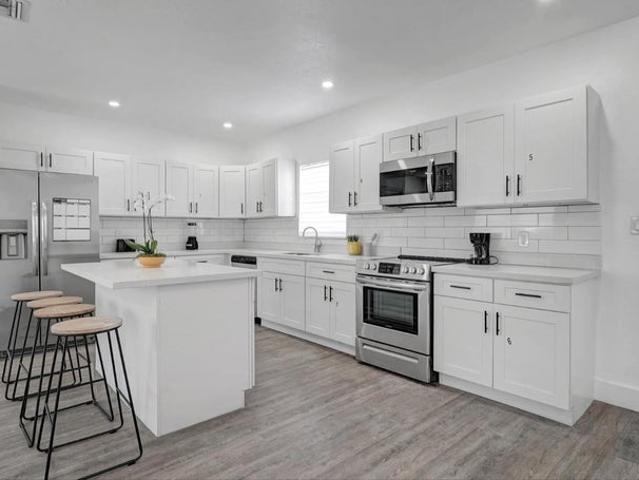 Room for rent in North Miami, Florida