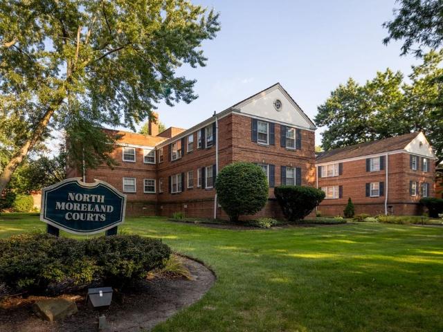 Apartment for rent in Shaker Heights, Cuyahoga County