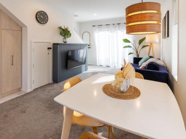 House for rent in Chaslands, Canterbury