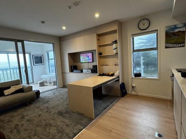Apartment for rent in Chaslands, Canterbury