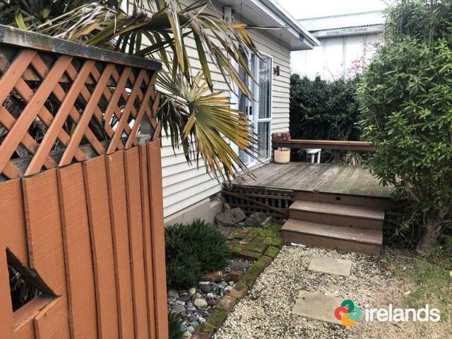 House for rent in Chaslands, Canterbury