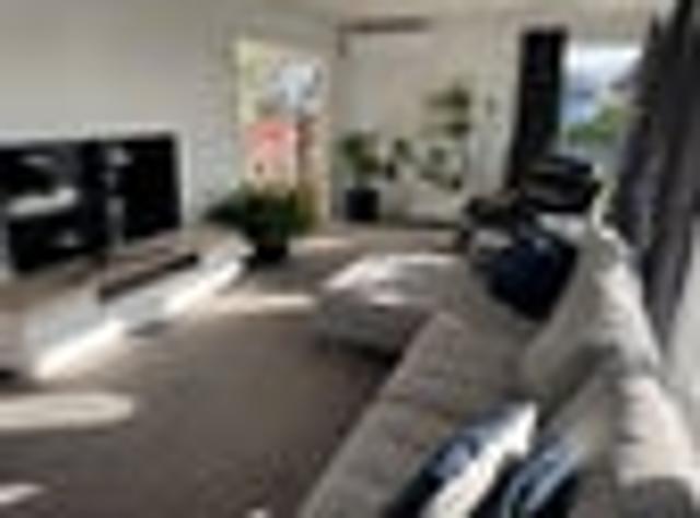 House for rent in Chaslands, Canterbury