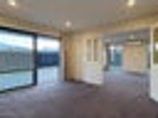 House for rent in Chaslands, Canterbury