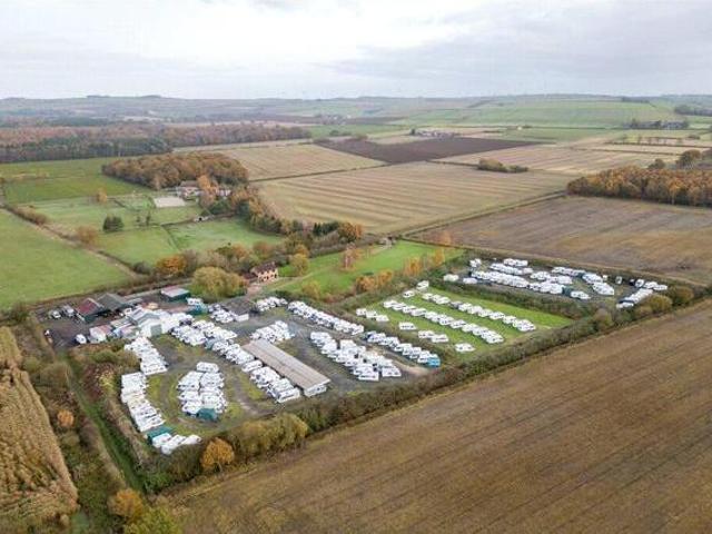 House for sale in High Field, York