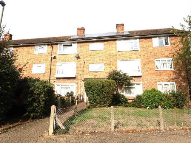 Apartment for rent in Denham
