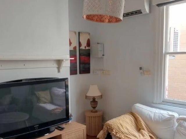 Room for rent in North Perth, Western Australia