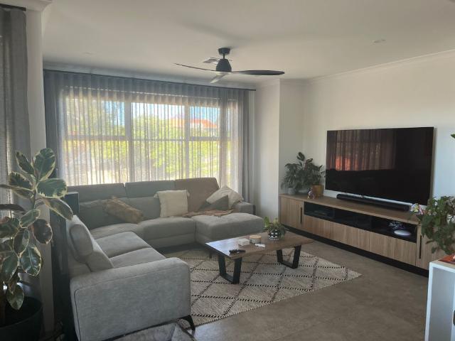 Room for rent in North Perth, Western Australia