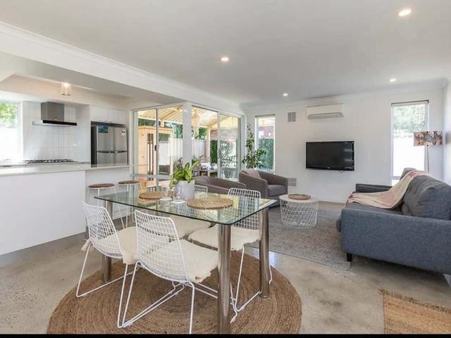 Room for rent in North Perth, Western Australia