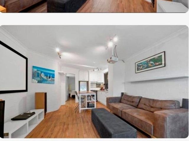 Room for rent in North Perth, Western Australia