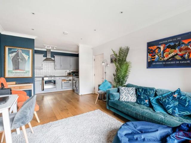Apartment for rent in Hornsey, Greater London