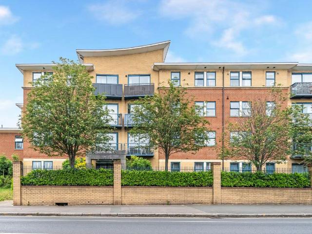 Apartment for rent in Hornsey, Greater London