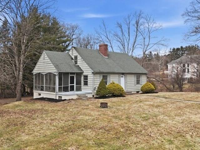House for sale in Hampden, Massachusetts