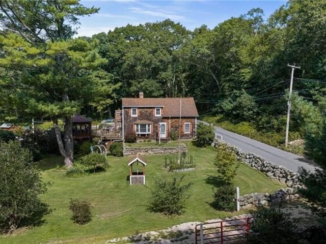 House for sale in Hopkinton City, Hopkinton