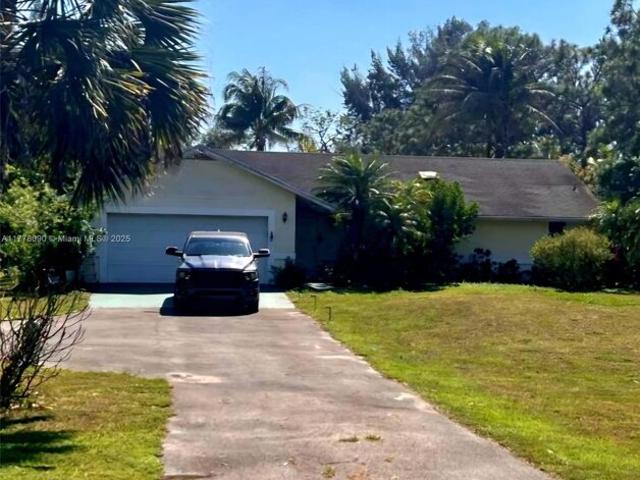 House for sale in Loxahatchee