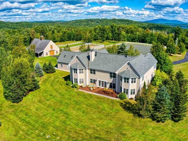 House for sale in Sunapee