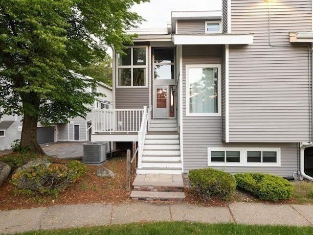Condo for sale in Chelmsford, Massachusetts