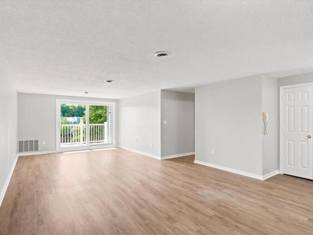 Condo for sale in Chelmsford, Massachusetts