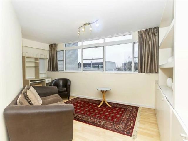 Apartment for rent in Paddington, Isle Of Man