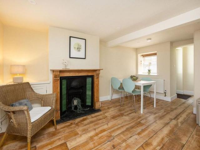 House for rent in Round Hill, Brighton