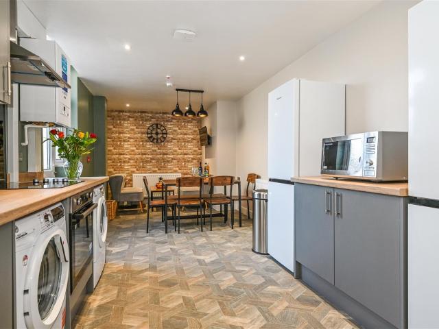 House for rent in The Colonies, Cardiff