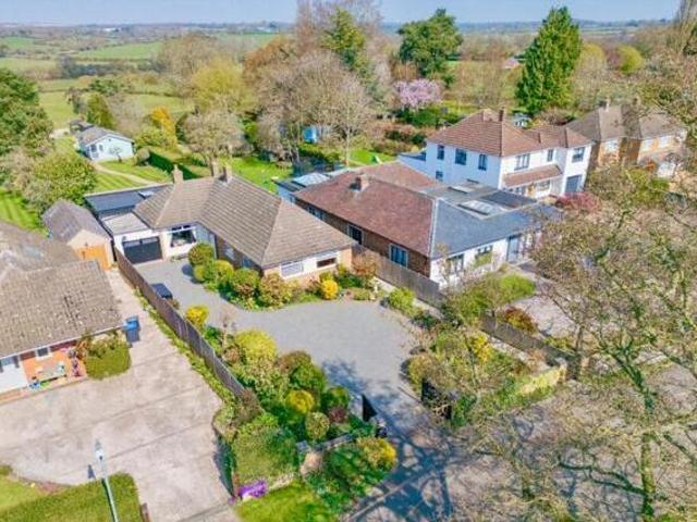 House for sale in New Bilton, Warwickshire