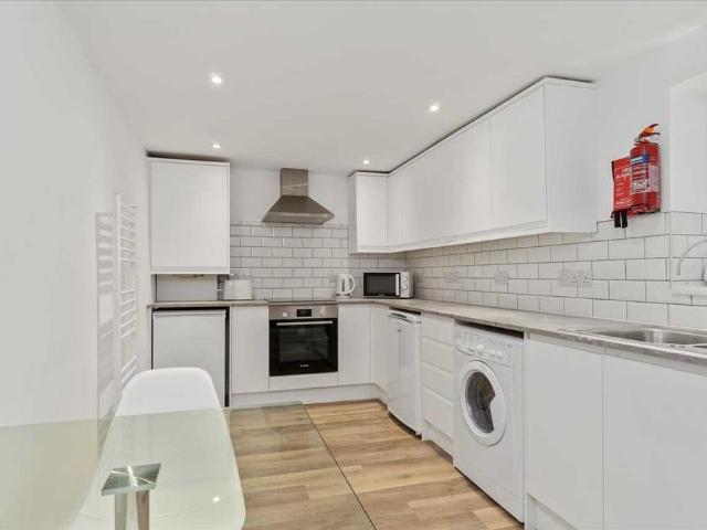 Apartment for rent in Greenbank, Mount Wise